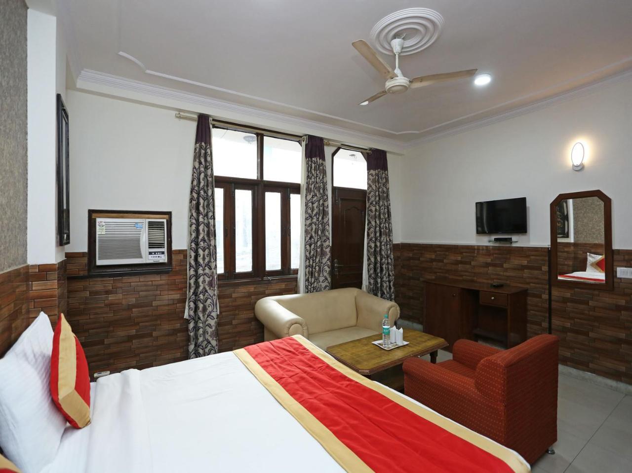 OYO 472 Hotel Sareen Neu-Delhi Exterior foto