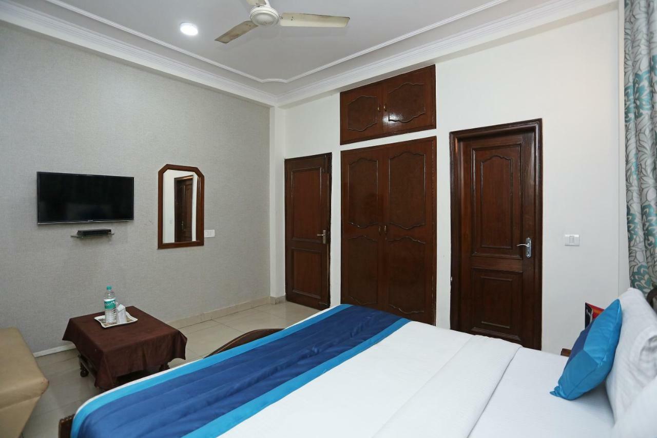 OYO 472 Hotel Sareen Neu-Delhi Exterior foto